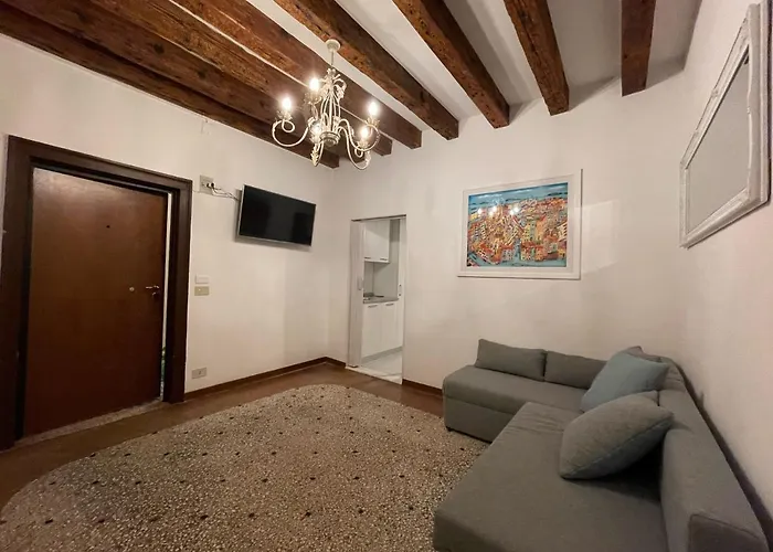 Ca Marga Cannaregio - Venetian Style 2 Bedroom *